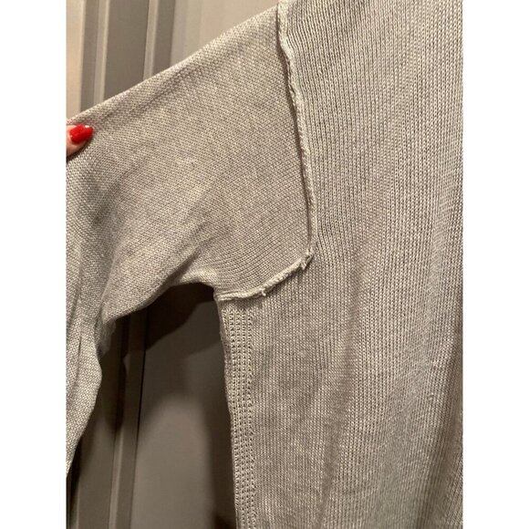 Easel Oversized Sweater M โ Raw Hem, Exposed Seams, Light Grey - Picture 4 of 7